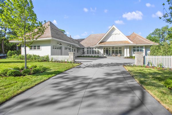 Cost of Driveway Concreting in Layton