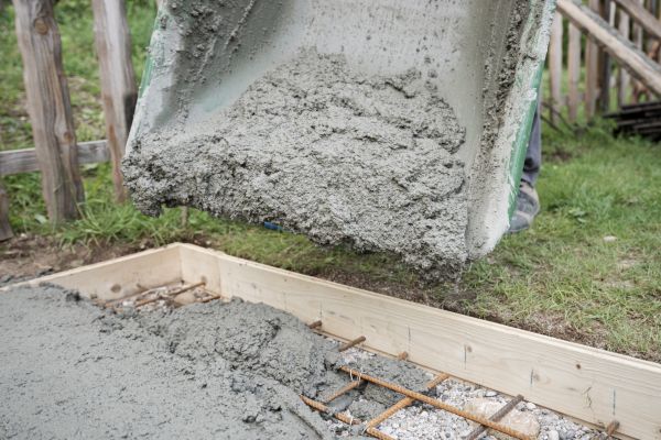 Yard Concrete Pouring in Layton